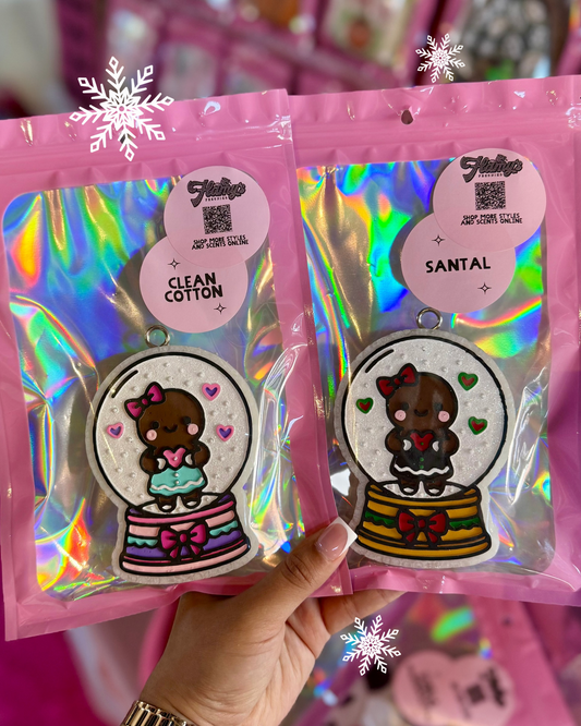 Gingy Snowglobe
